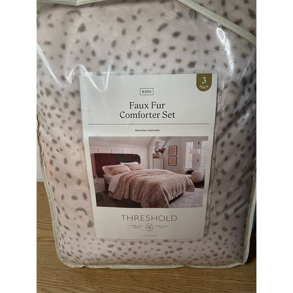 New Threshold 3pc Faux Fur Animal Print Comforter & Shams Set King Size - Picture 3 of 8